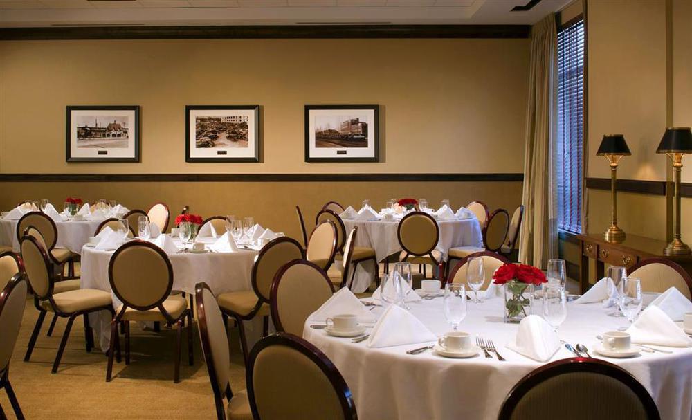 Sheraton Роквіль Ресторан фото